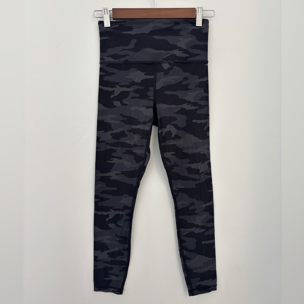 Athleta Camo Elation 7/8 Tight- XS